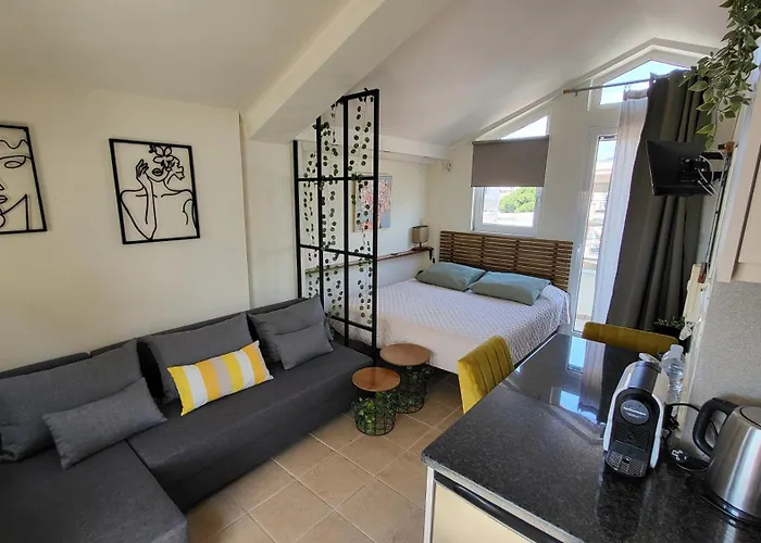 Vivere Terrace Seaside Kalamata