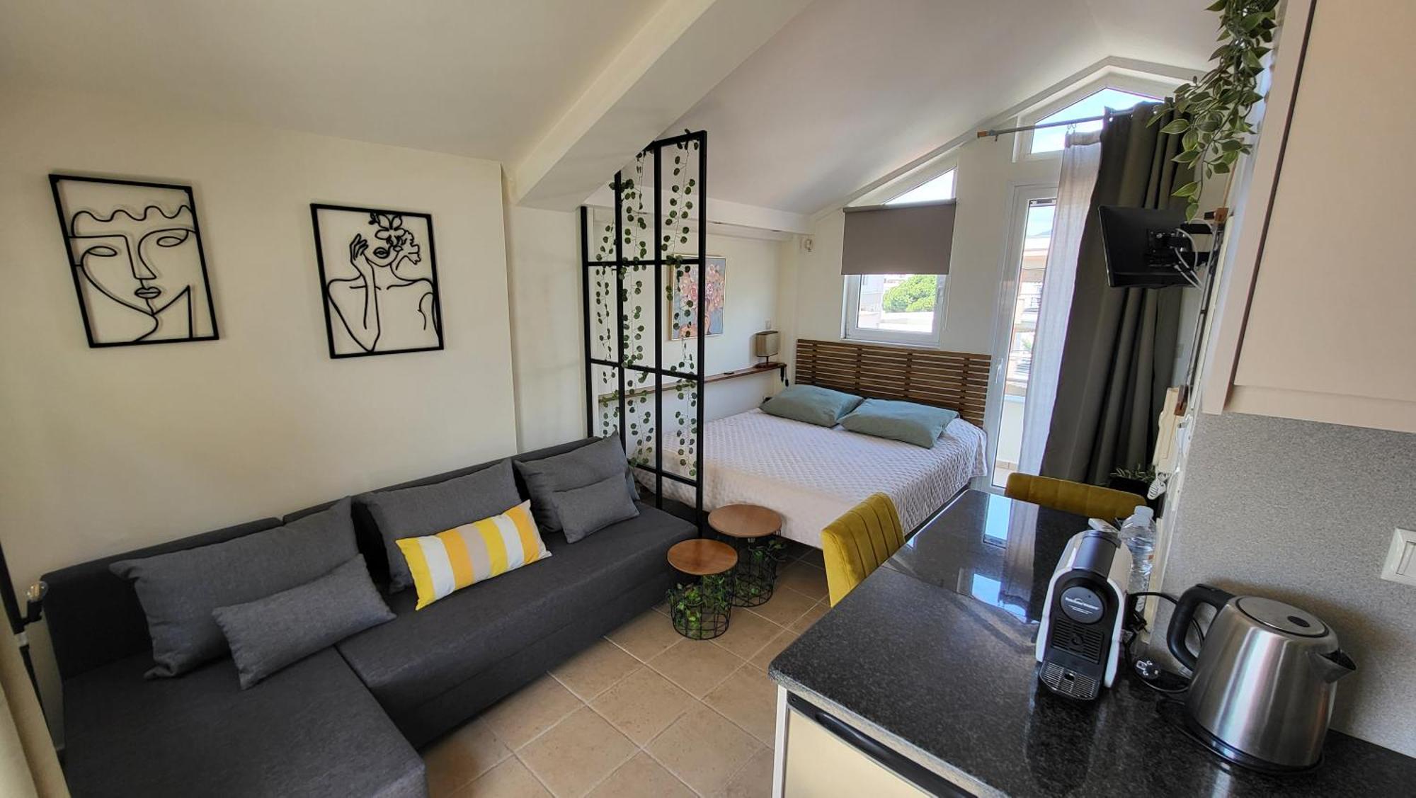 Vivere Terrace Seaside Kalamata *